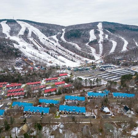 Superbe Condo Face Aux Pentes De Ski Stoneham!!! Экстерьер фото