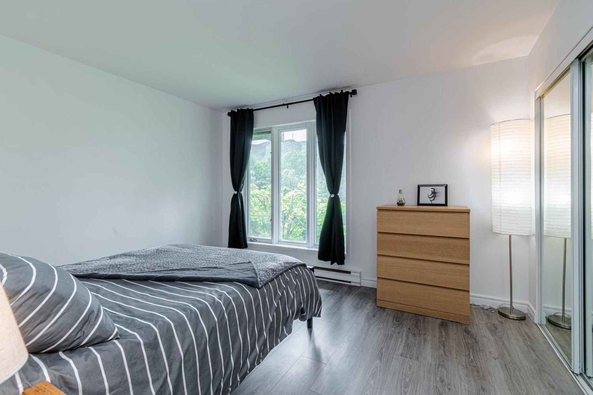 Superbe Condo Face Aux Pentes De Ski Stoneham!!! Экстерьер фото
